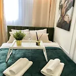 Διαμέρισμα Pereca 2 Deluxe Separate Bedroom Ac By Perfect Βαρσοβία