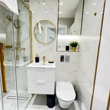 Pereca 2 Deluxe Separate Bedroom Ac By Perfect 바르샤바