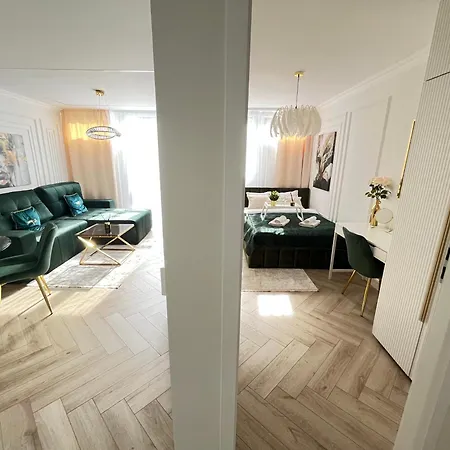 Pereca 2 Deluxe Separate Bedroom Ac By Perfect